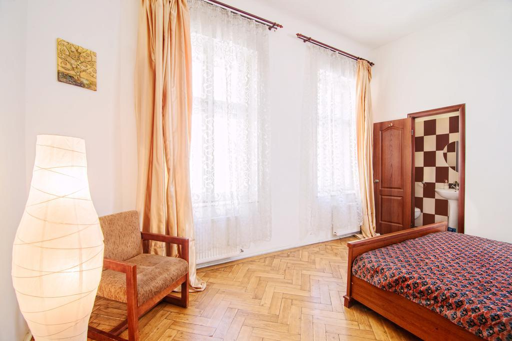 Coffee Home Hostel Lwów Pokój zdjęcie