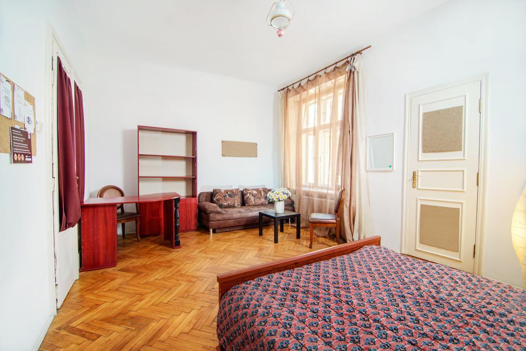 Coffee Home Hostel Lwów Pokój zdjęcie