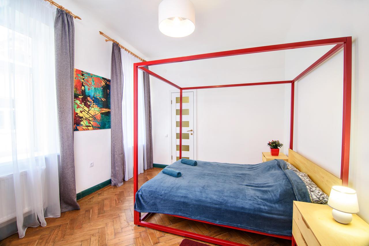Coffee Home Hostel Lwów Zewnętrze zdjęcie