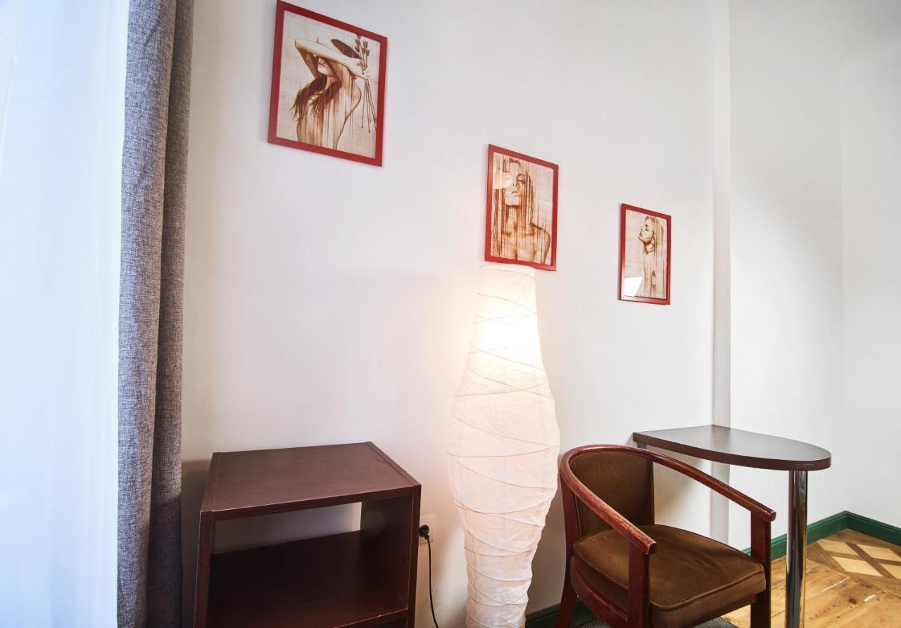 Coffee Home Hostel Lwów Zewnętrze zdjęcie